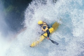 球员伤病康复经济成本与俱乐部负担分析，球员受伤医疗费